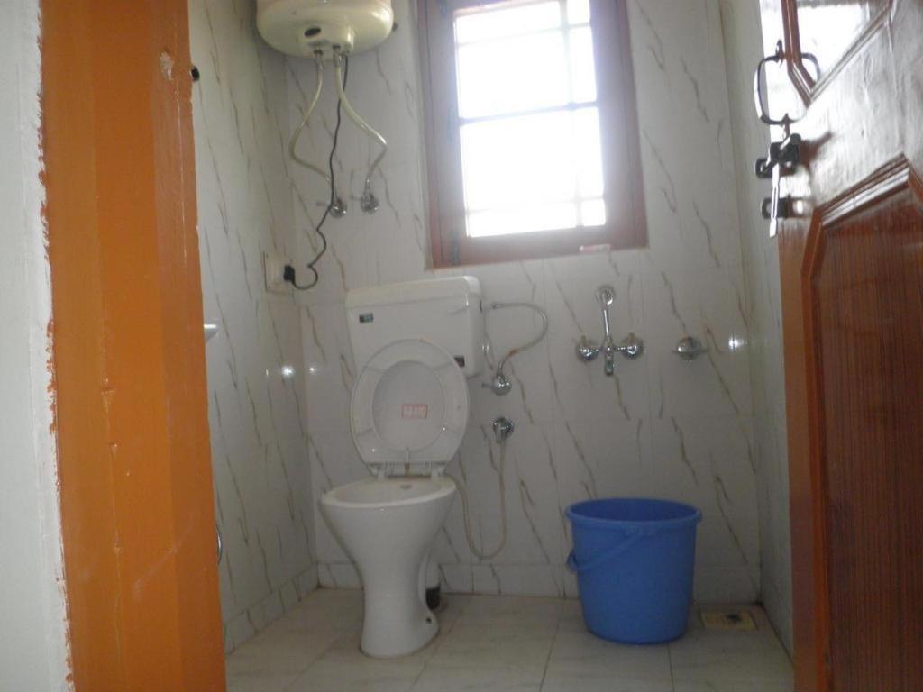 My Guest House Srīnagar Buitenkant foto